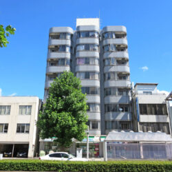 ＜収益物件＞福井市順化２丁目一棟収益マンション